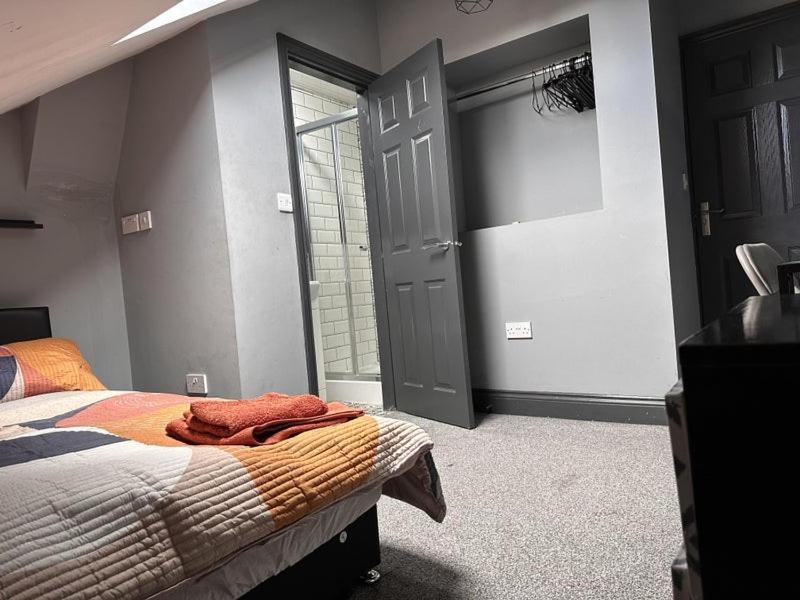 Apartamento 6D Hosting Coventry Exterior foto